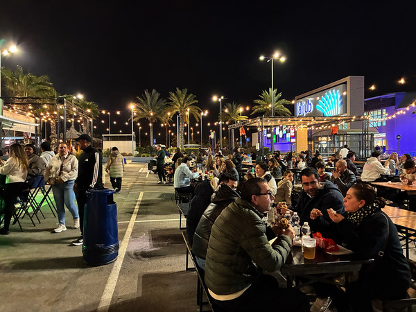 canaldis-aljub-the-burger-cup