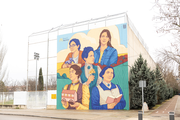 canaldis-mcdonalds-mural-mujer-rura