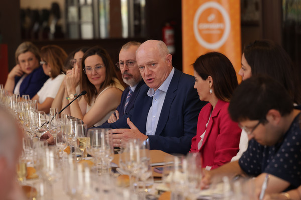 canaldis-consum-encuentro-medios-planes-estrategicos
