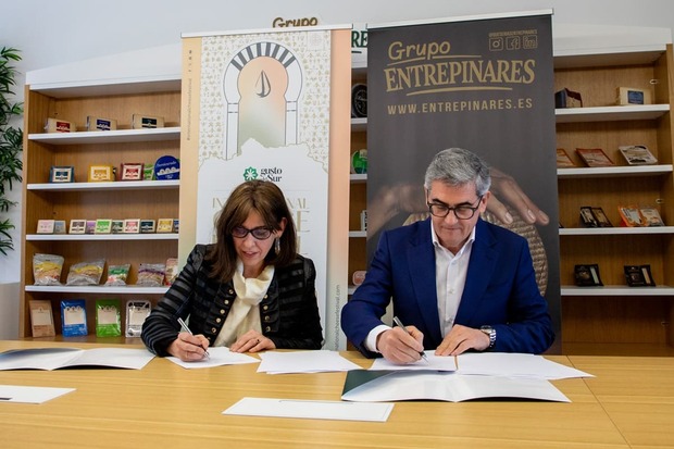 canaldis-entrepinares-firma-acuerdo