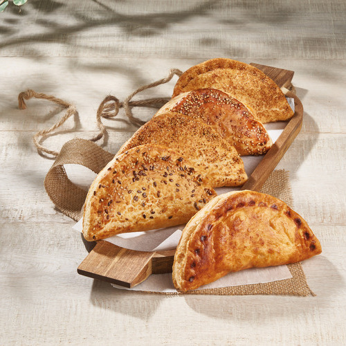 canaldis-panamarbakerygroup-novedad-snacksalados-empanadillas-hojaldre