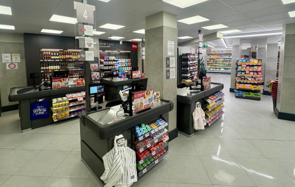 canaldis-dia-apertura-tienda-numero-200-cyleon-cajas