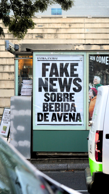 canaldis-oatly-good-news-accion-good-fake-news-barcelona