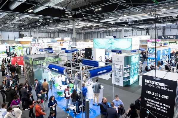 canaldis-hygienalia-productos-expuestos