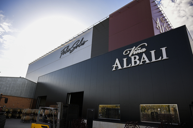 canaldis-felix-solis-premio-cartonplast-instalaciones