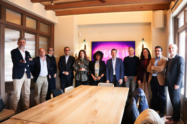 canaldis-cluster-encuentro-conexion-ceo