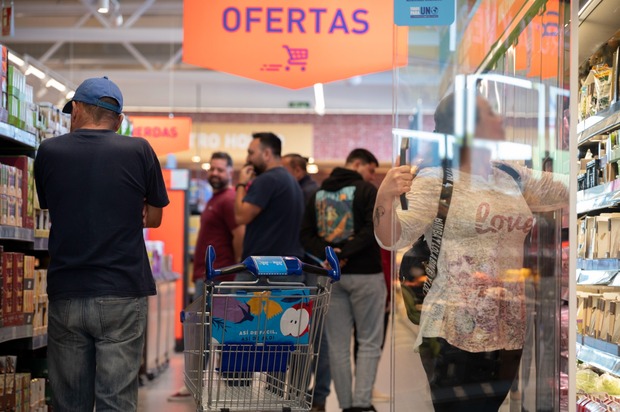 canaldis-aldi-interior-tienda