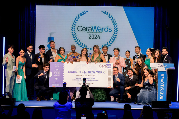 canaldis-cerave-awards-foto-familia