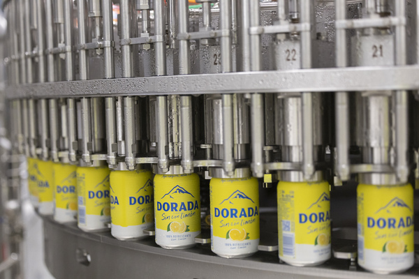 canaldis-cerveceradecanarias-ampliacion-gama-sin-alcohol-dorada