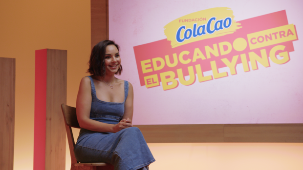 canaldis-colacao-chenoa-educando-contra-bullying