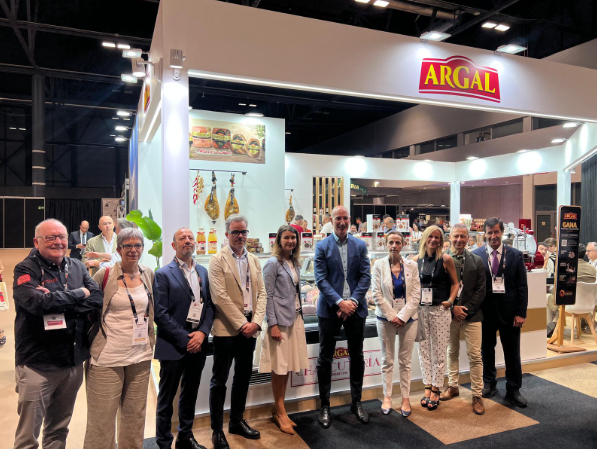 canaldis-argal-charcuexpo-stand-autoridades