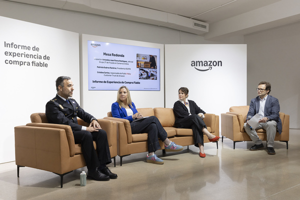 canaldis-amazon-presentacion-informe-experiencia-compra-fiable-ponentes-mesa-redonda