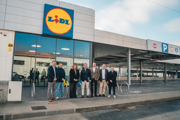 canaldis-lidl-apertura-naron-autoridades-exterior