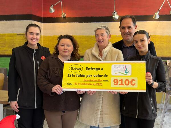 canaldis-elrincon-cheque-910-euros-asociacion-aecmm