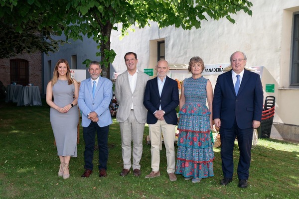 canaldis-alcampo-presentacion-informe-actividad-rsc-autoridades