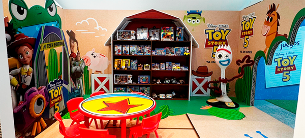 canaldis-el-corte-ingles-toy-story-5-pop-up